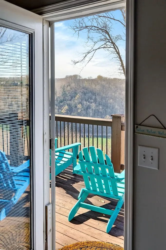 1175 W Hutchins Bend Road Sparta TN 38583