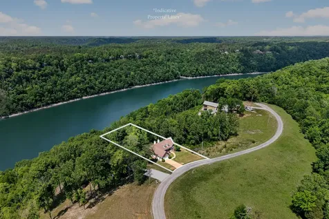 1175 W Hutchins Bend Road Sparta TN 38583