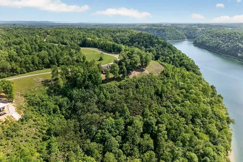 1175 W Hutchins Bend Road Sparta TN 38583