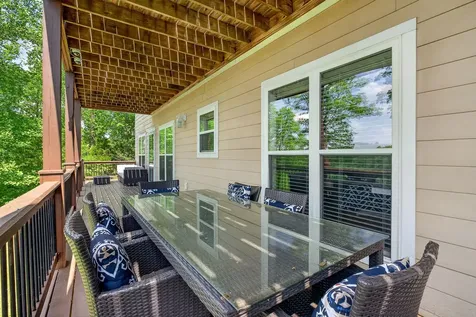 1175 W Hutchins Bend Road Sparta TN 38583