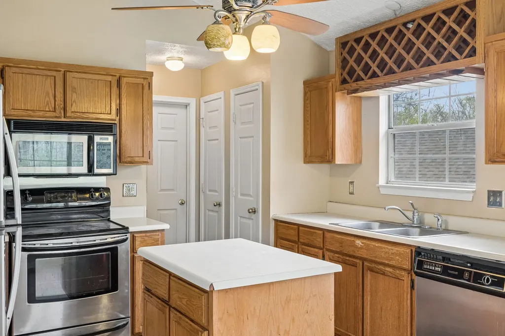 404 Black Mountain Drive Antioch TN 37013