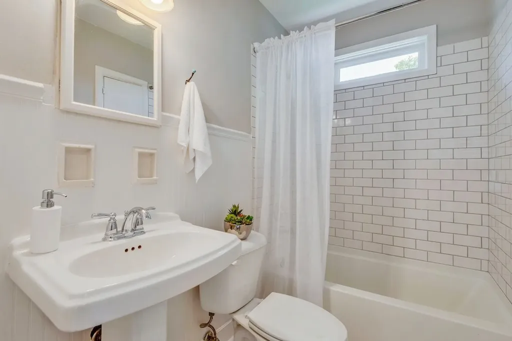 1904 Warfield Drive Nashville TN 37215