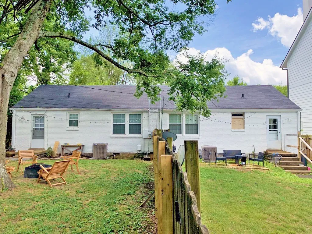 1904 Warfield Drive Nashville TN 37215