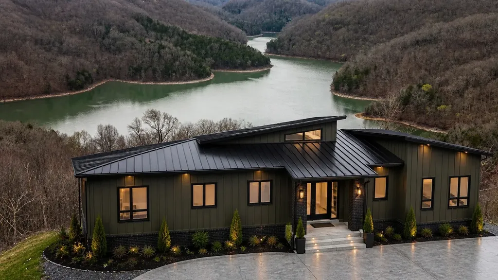 42 Deer Path Court Smithville TN 37166