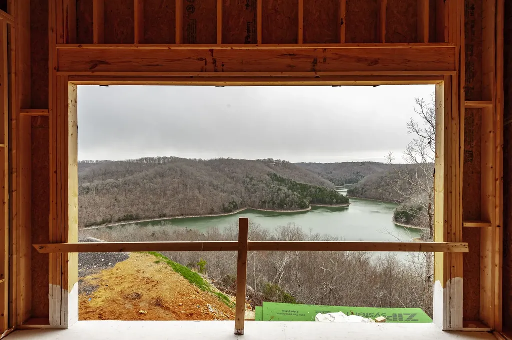 42 Deer Path Court Smithville TN 37166