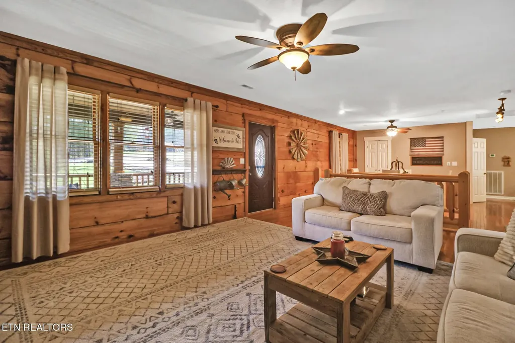 108 Grace Lane Crossville TN 38555