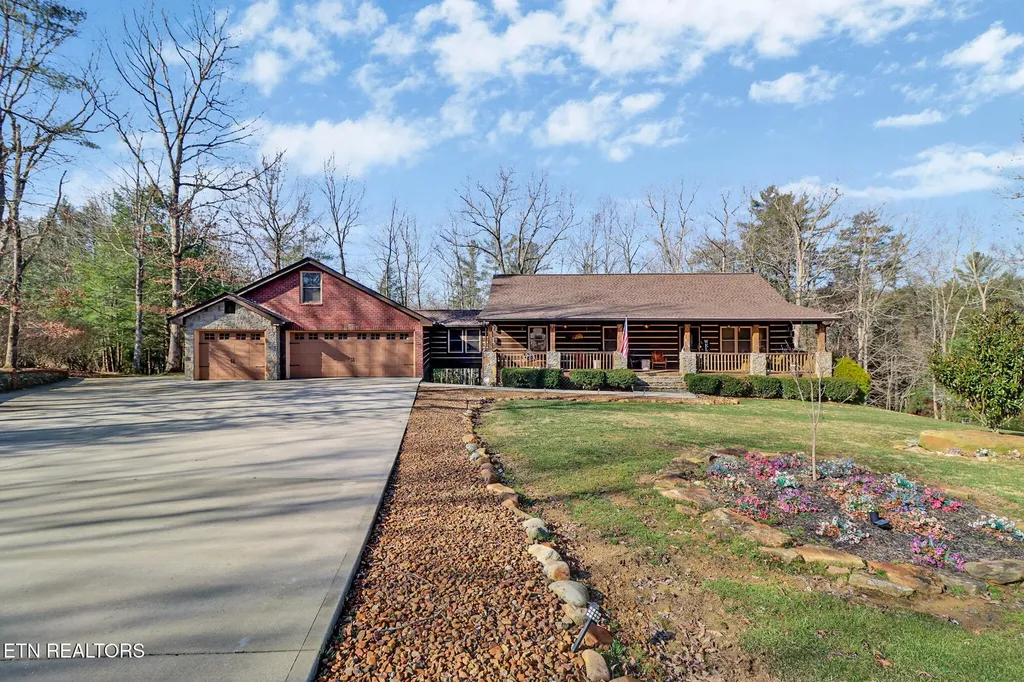 108 Grace Lane Crossville TN 38555