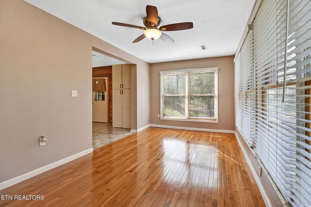 108 Grace Lane Crossville TN 38555