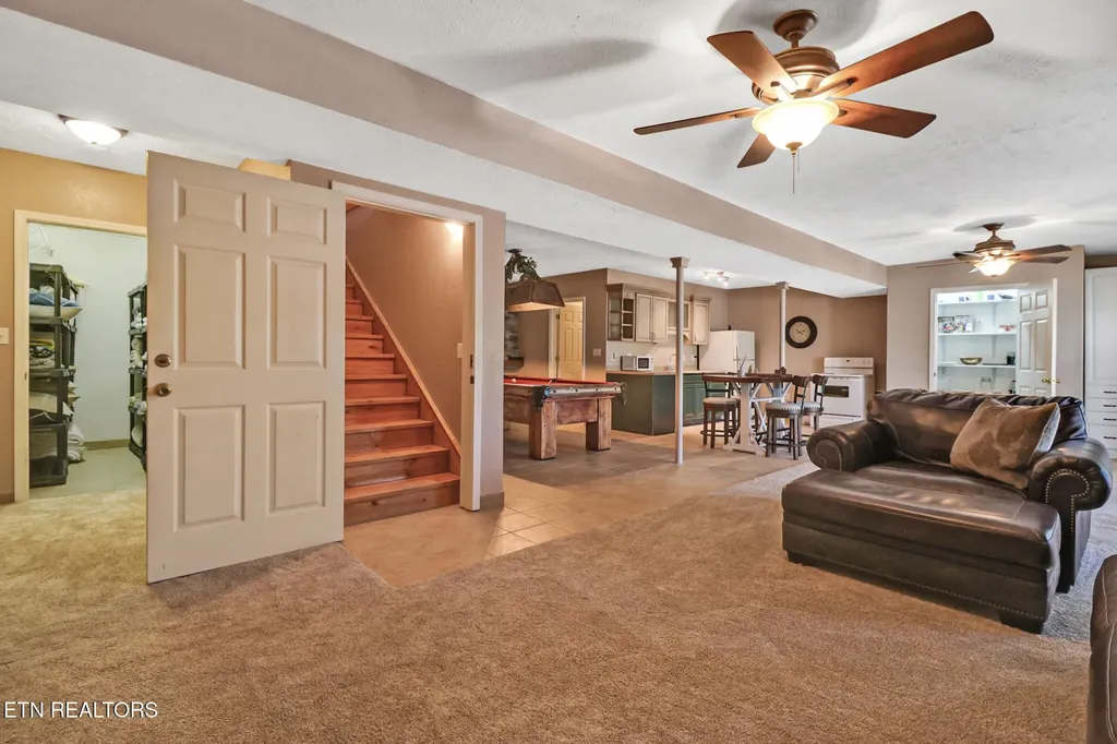108 Grace Lane Crossville TN 38555