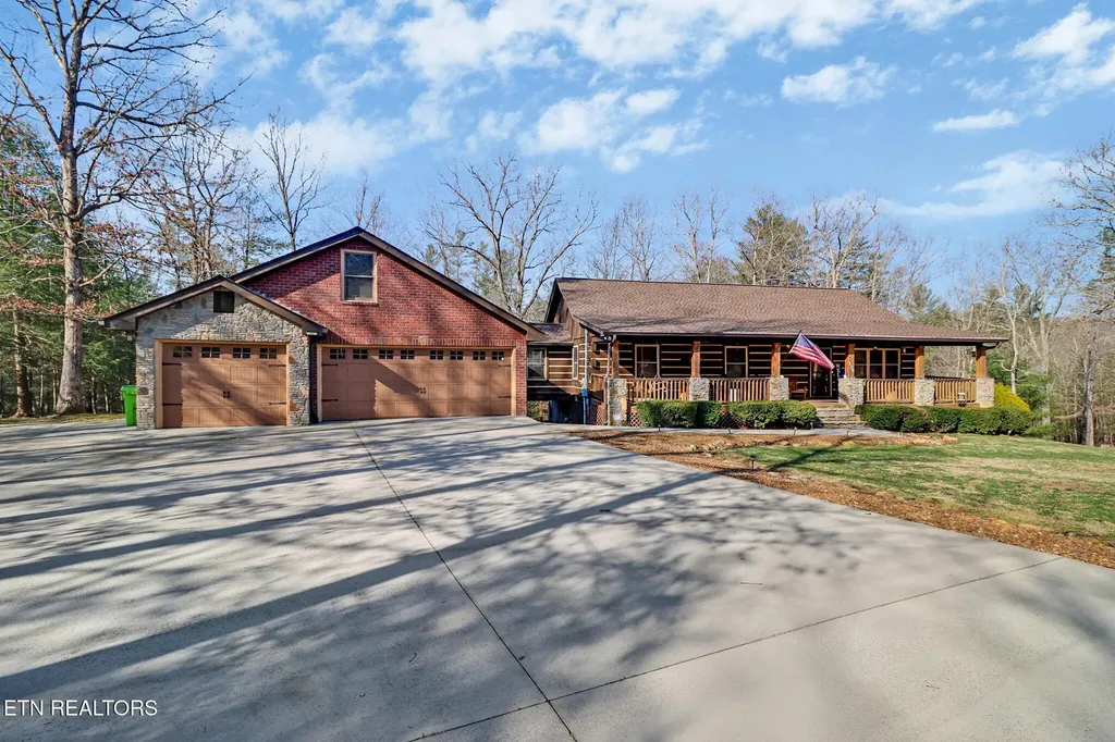 108 Grace Lane Crossville TN 38555