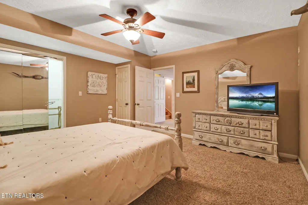 108 Grace Lane Crossville TN 38555