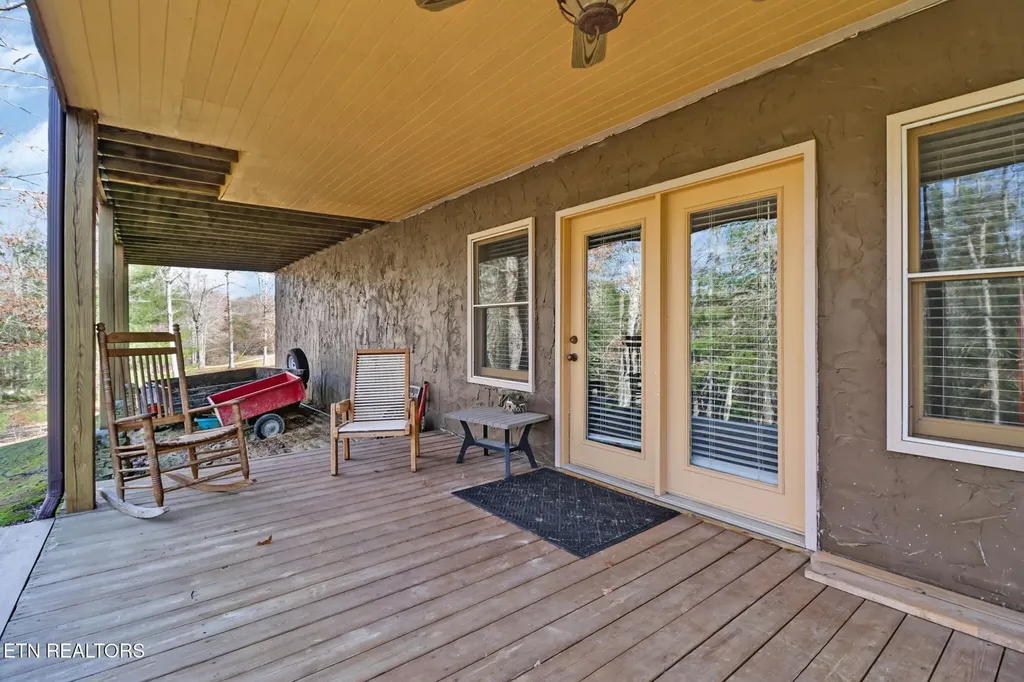 108 Grace Lane Crossville TN 38555