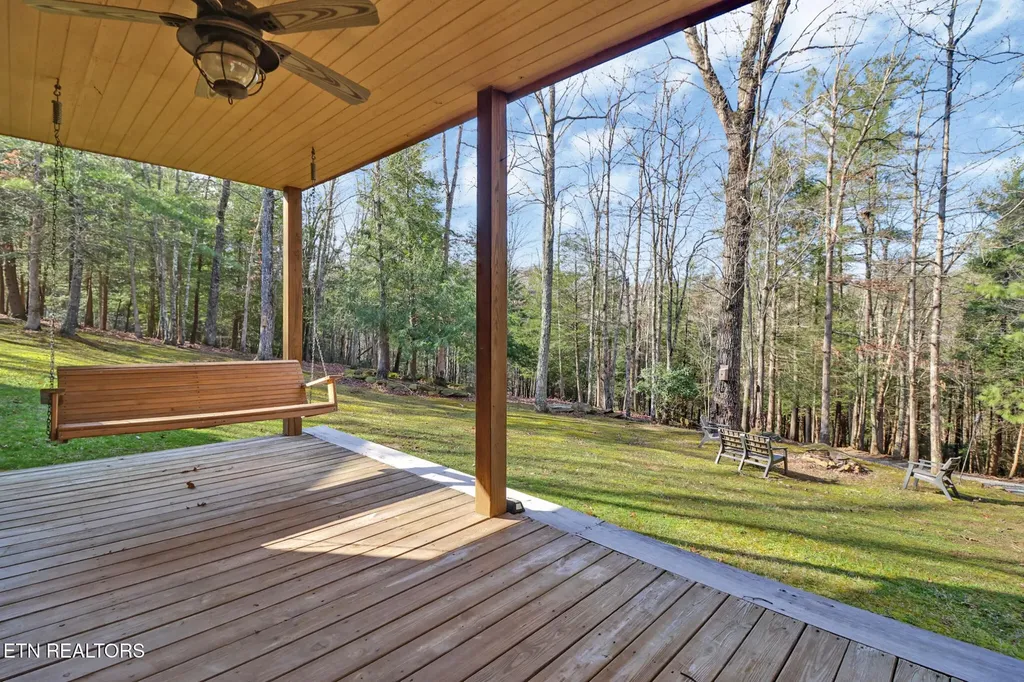 108 Grace Lane Crossville TN 38555