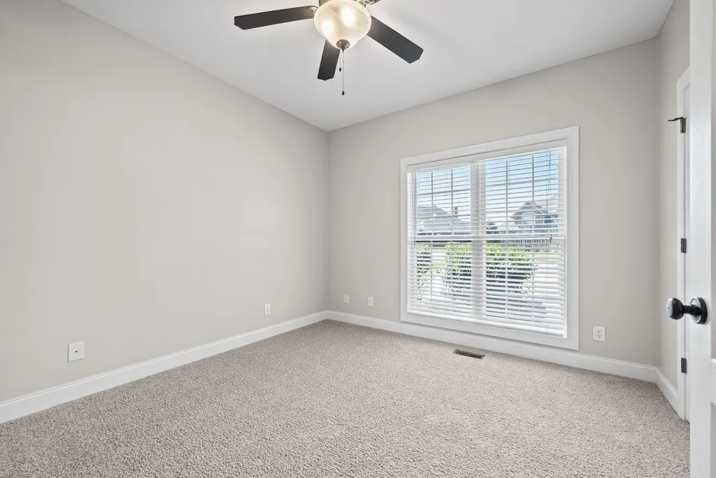2597 Stone Manor Way Clarksville TN 37043