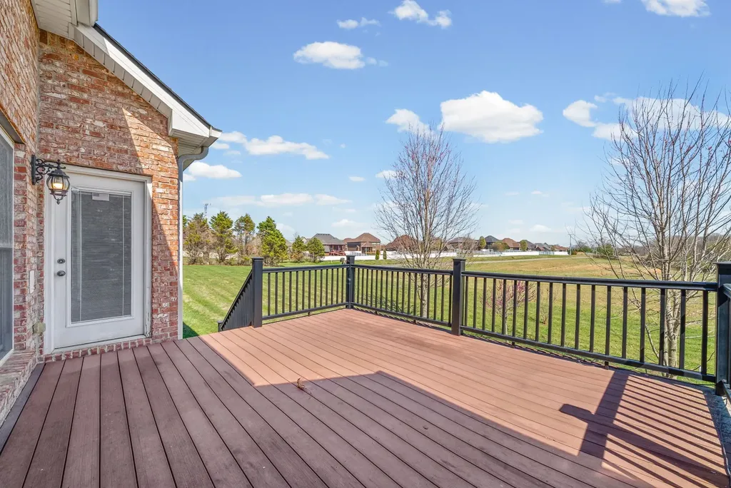 2597 Stone Manor Way Clarksville TN 37043