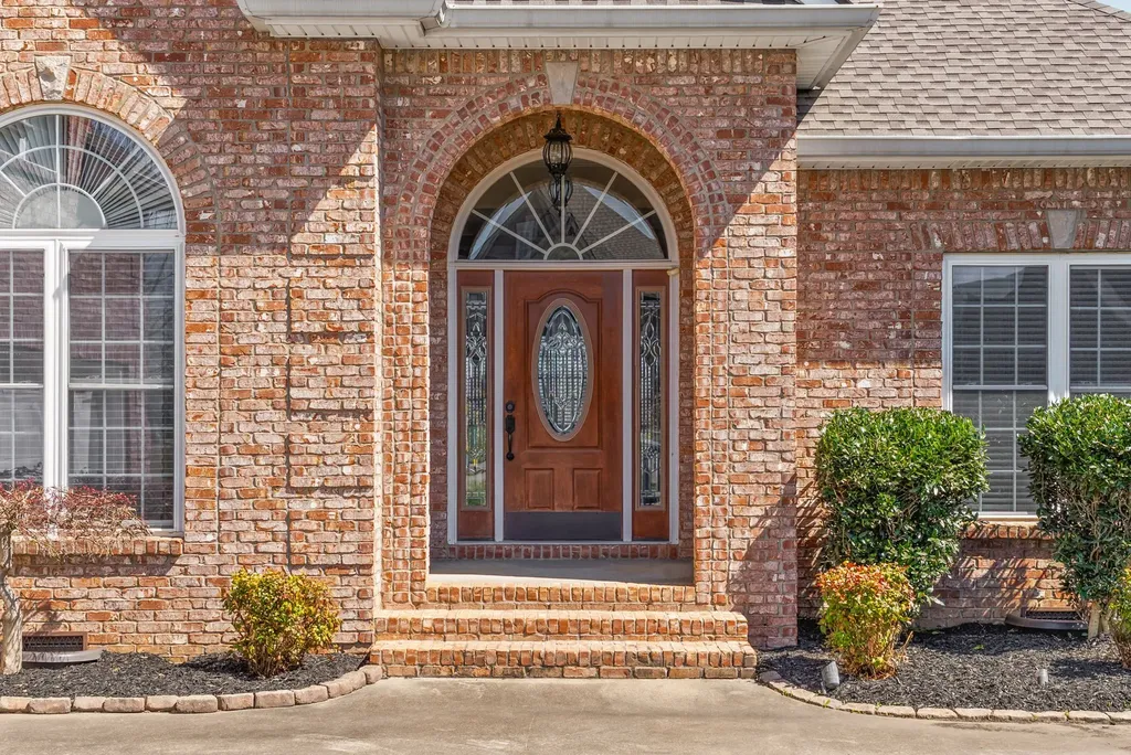 2597 Stone Manor Way Clarksville TN 37043