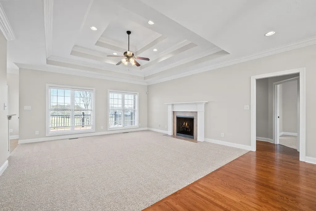 2597 Stone Manor Way Clarksville TN 37043