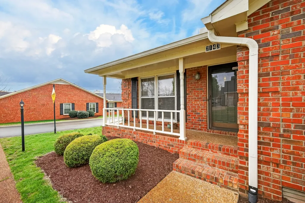 2143 River Chase Drive Murfreesboro TN 37128