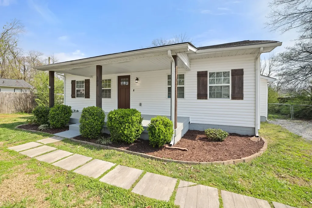 102 Shelby Street Old Hickory TN 37138