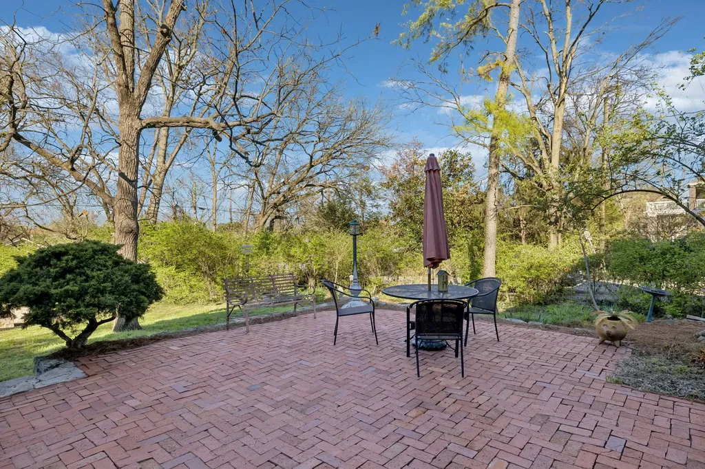 2500 Woodlawn Drive Nashville TN 37212