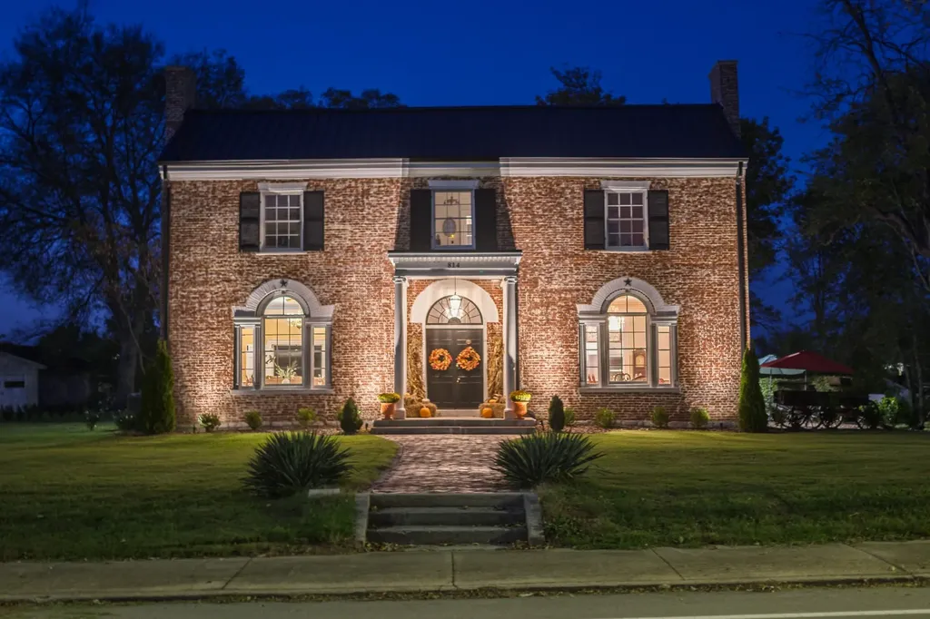 814 Hartsville Pike Gallatin TN 37066