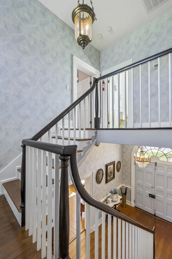 814 Hartsville Pike Gallatin TN 37066
