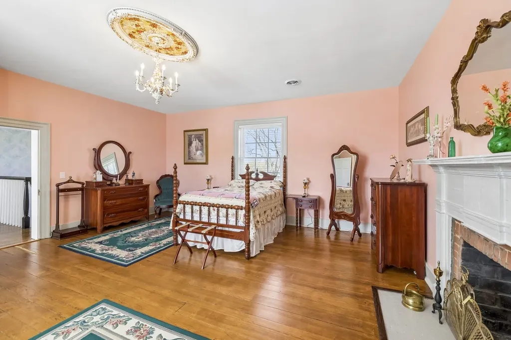 814 Hartsville Pike Gallatin TN 37066