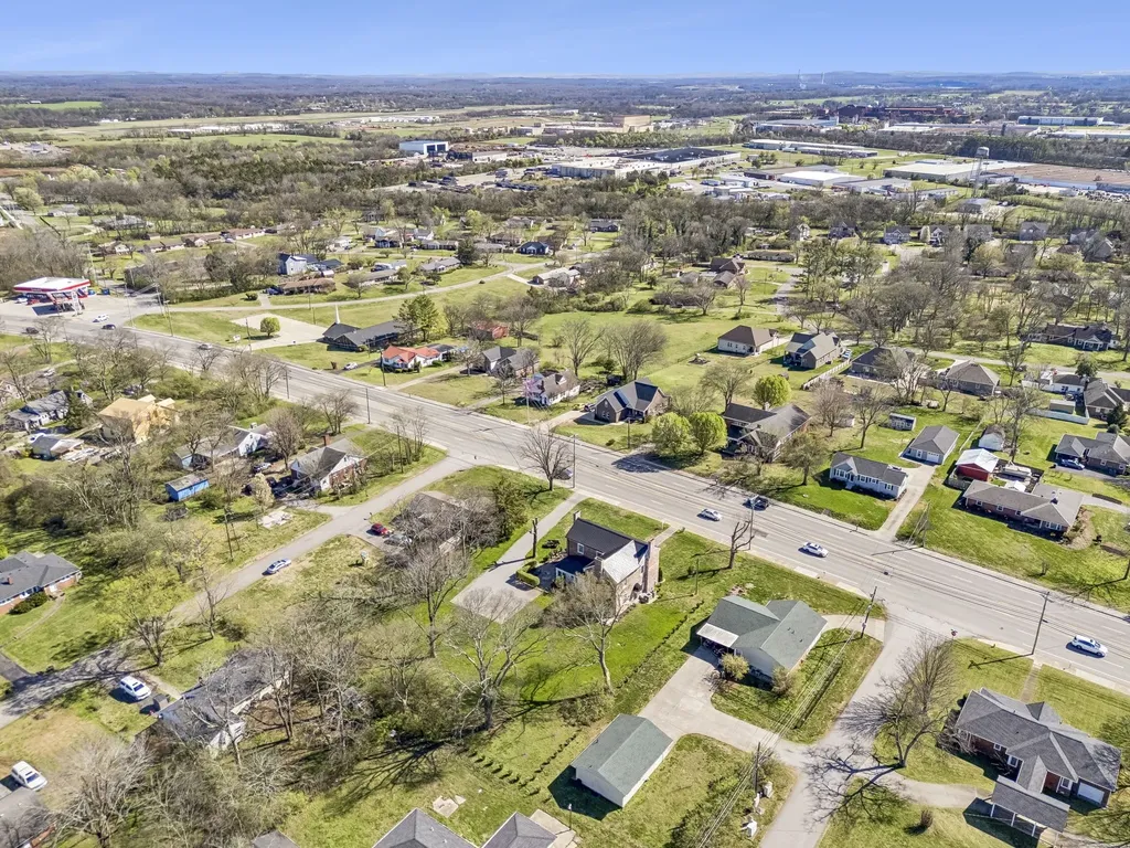 814 Hartsville Pike Gallatin TN 37066