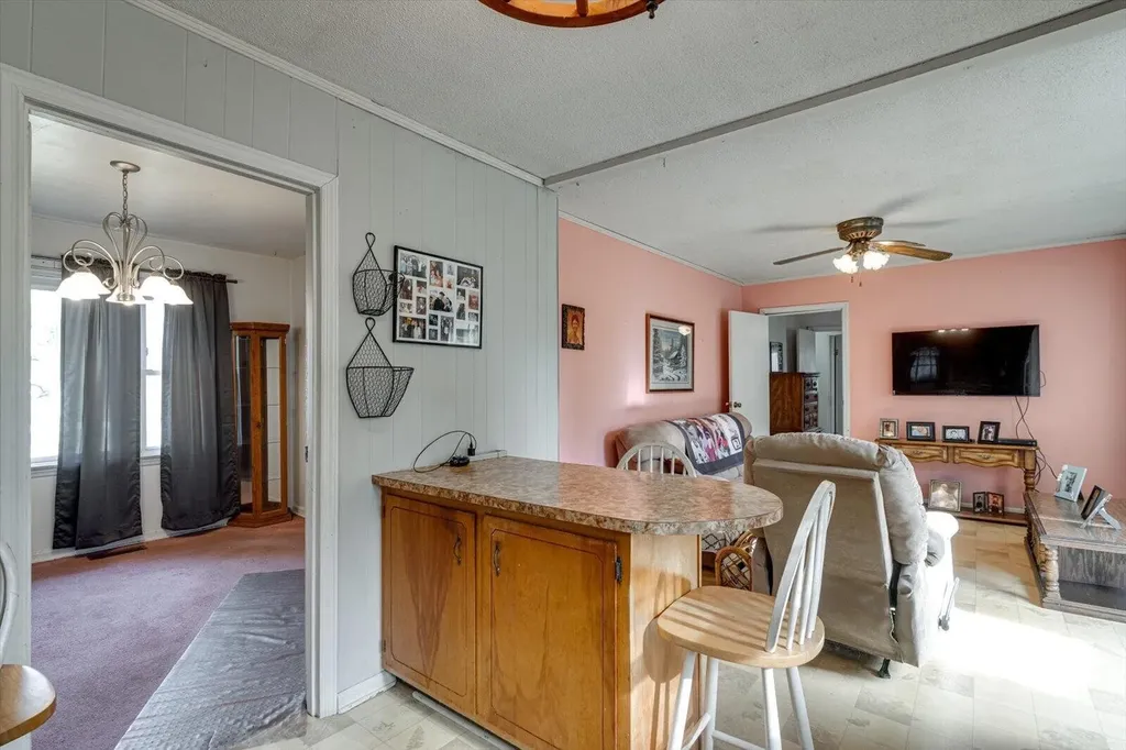 1985 Peavine Road Rock Spring GA 30739