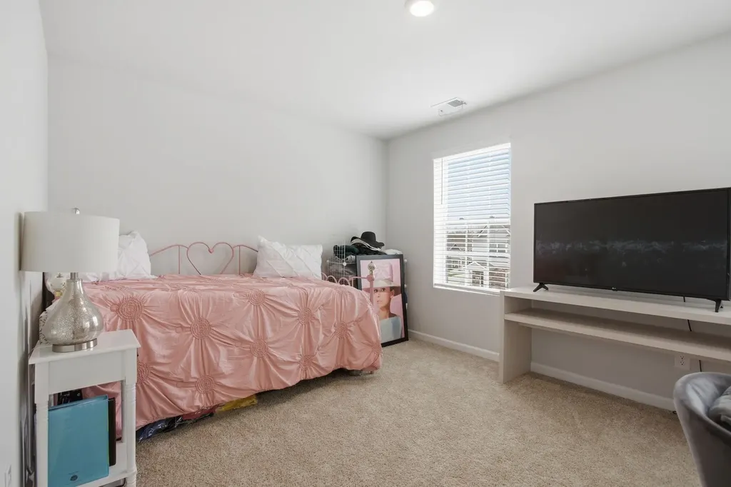 806 Dallas Drive Columbia TN 38401