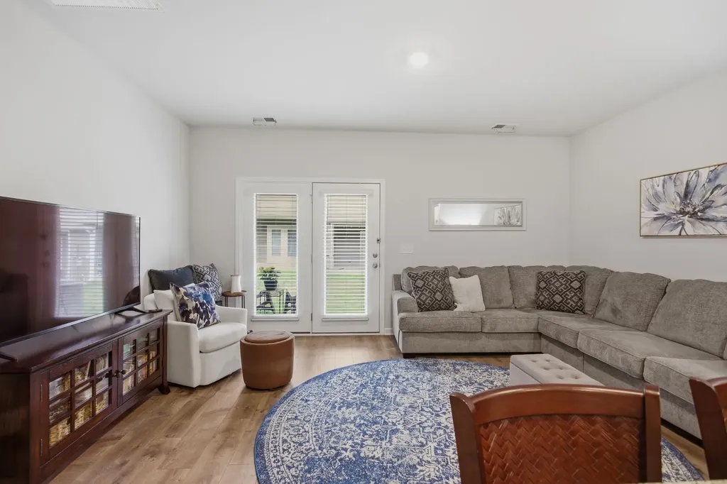 806 Dallas Drive Columbia TN 38401