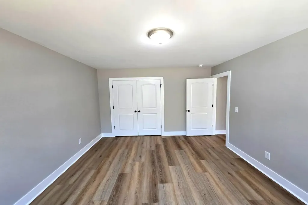 222 Todd Street Charlotte TN 37036