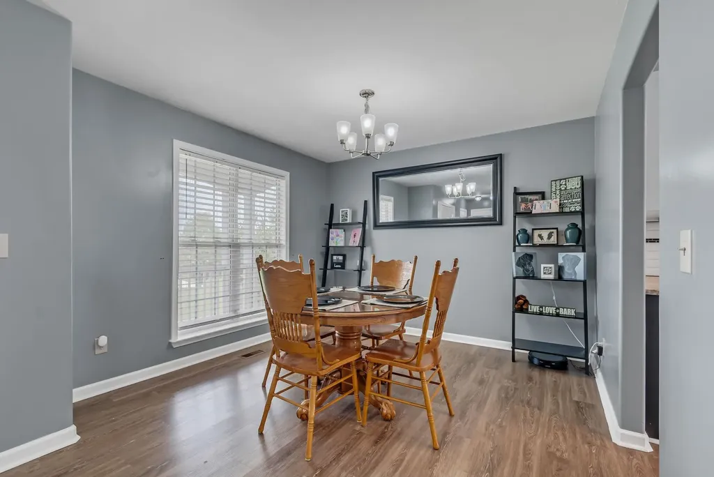 1305 Standing Stone Circle Columbia TN 38401