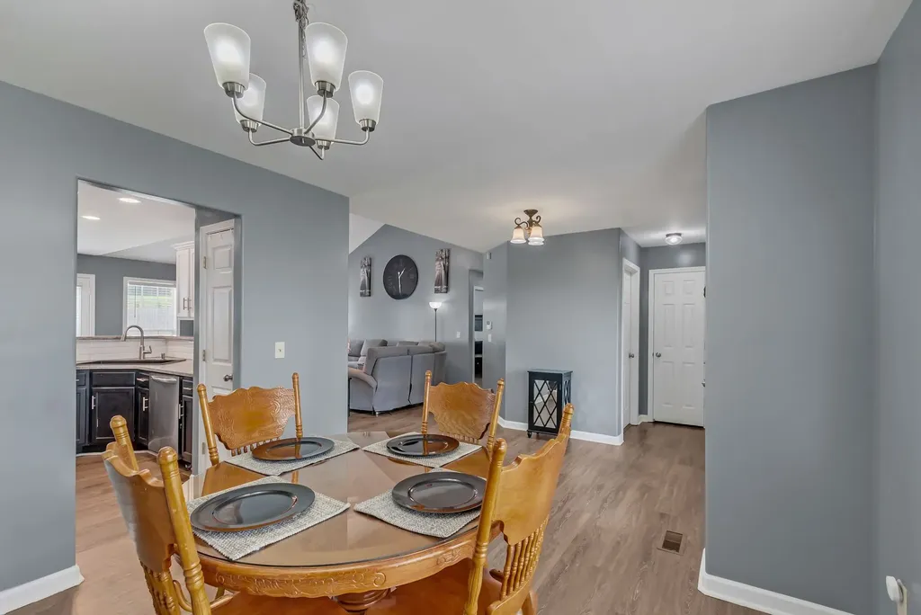 1305 Standing Stone Circle Columbia TN 38401