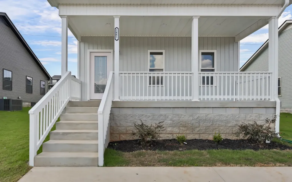 2667 Scott Drive Clarksville TN 37042