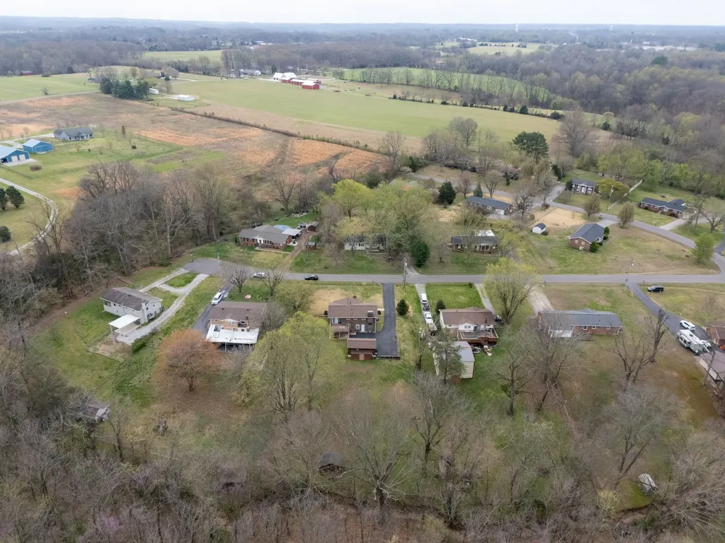 126 Robertson Avenue Greenbrier TN 37073