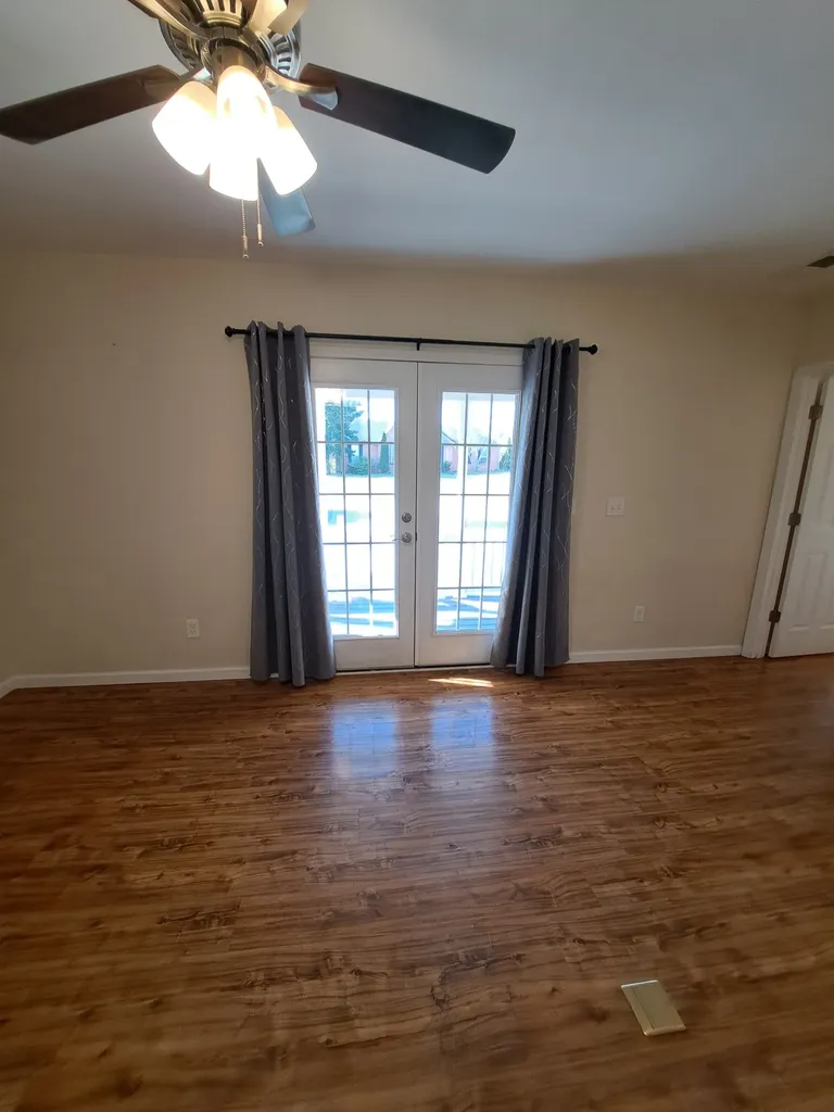 2615 Riverstone Drive Murfreesboro TN 37128