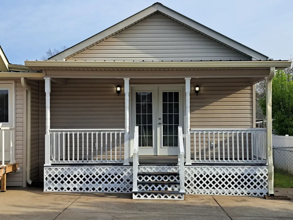 2615 Riverstone Drive Murfreesboro TN 37128