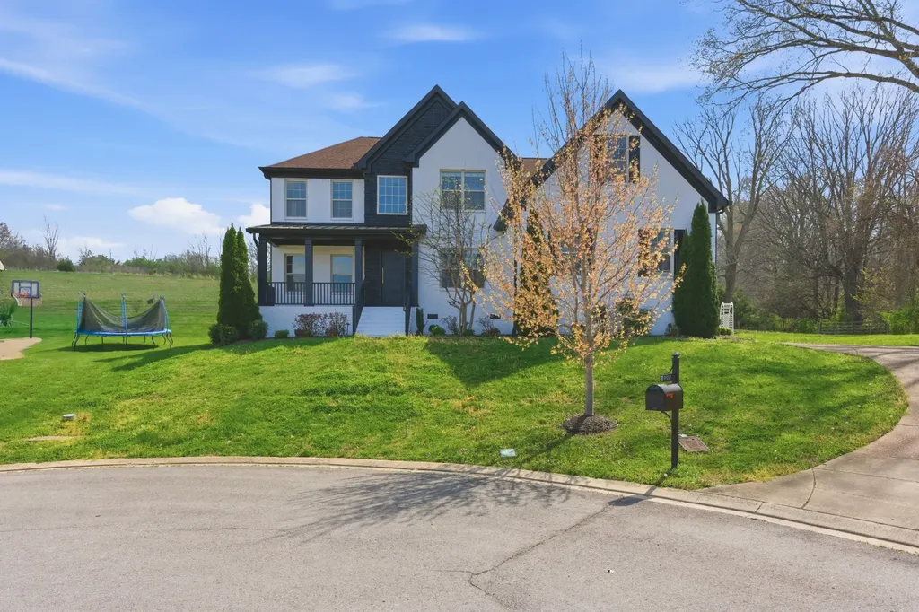 9337 Norwegian Red Drive Nolensville TN 37135