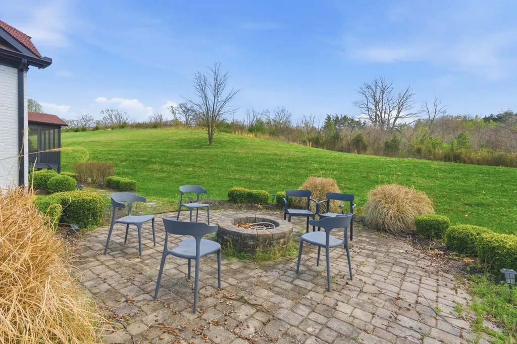 9337 Norwegian Red Drive Nolensville TN 37135