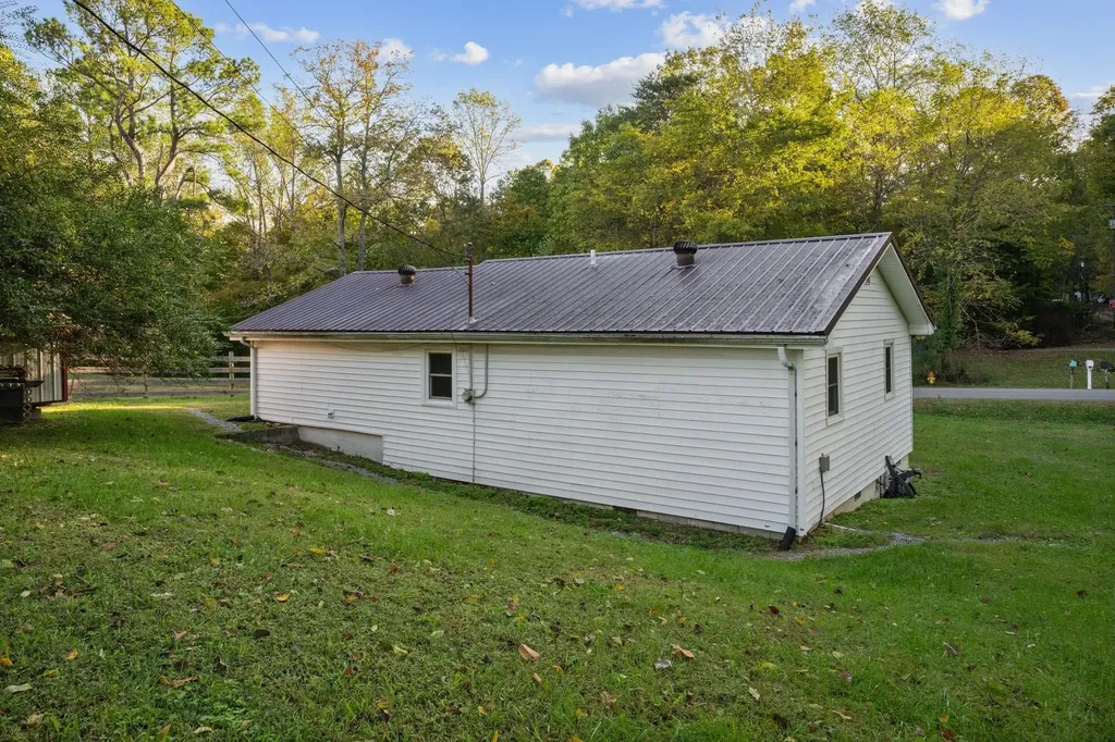 1155 Westfield Road Dickson TN 37055