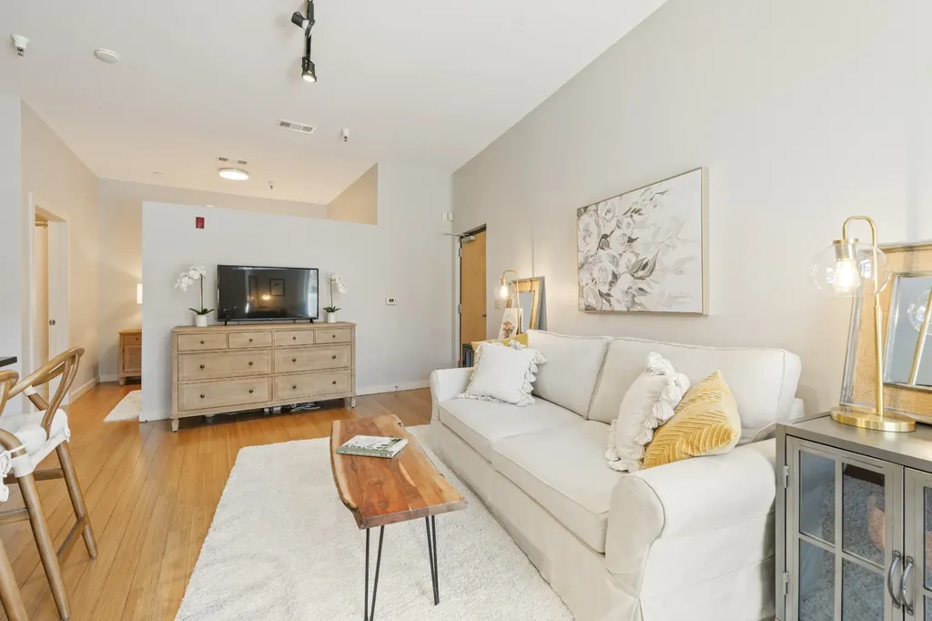 1704 18th Ave, S Nashville TN 37212