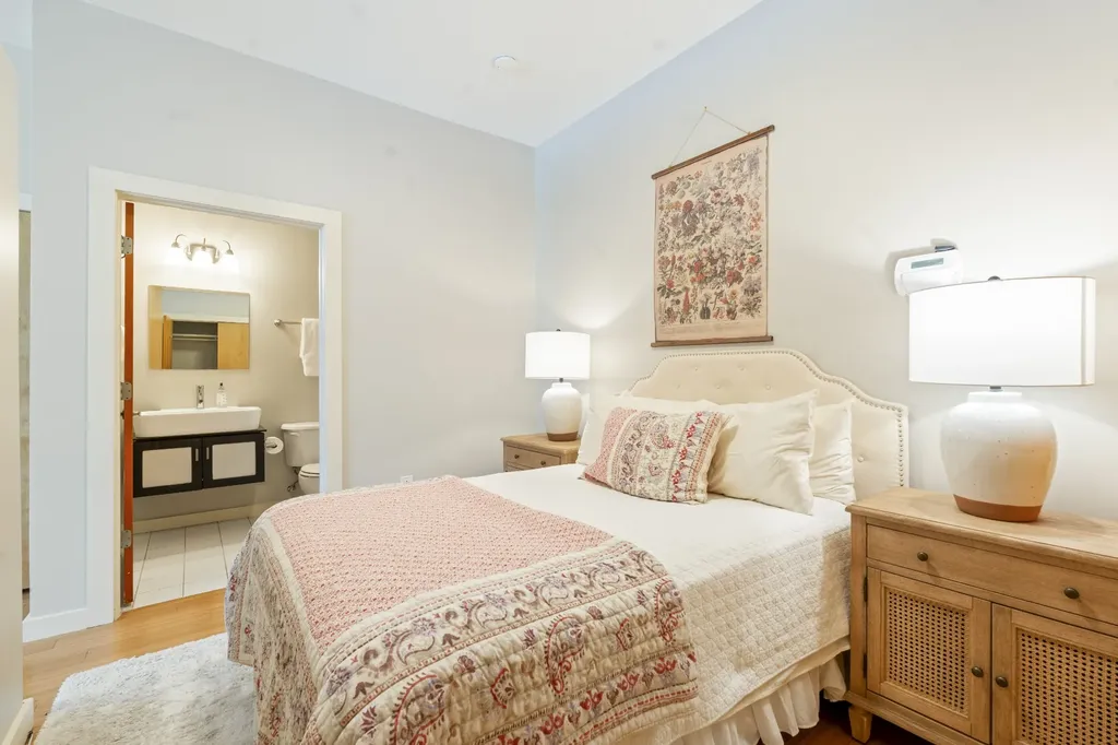 1704 18th Ave, S Nashville TN 37212