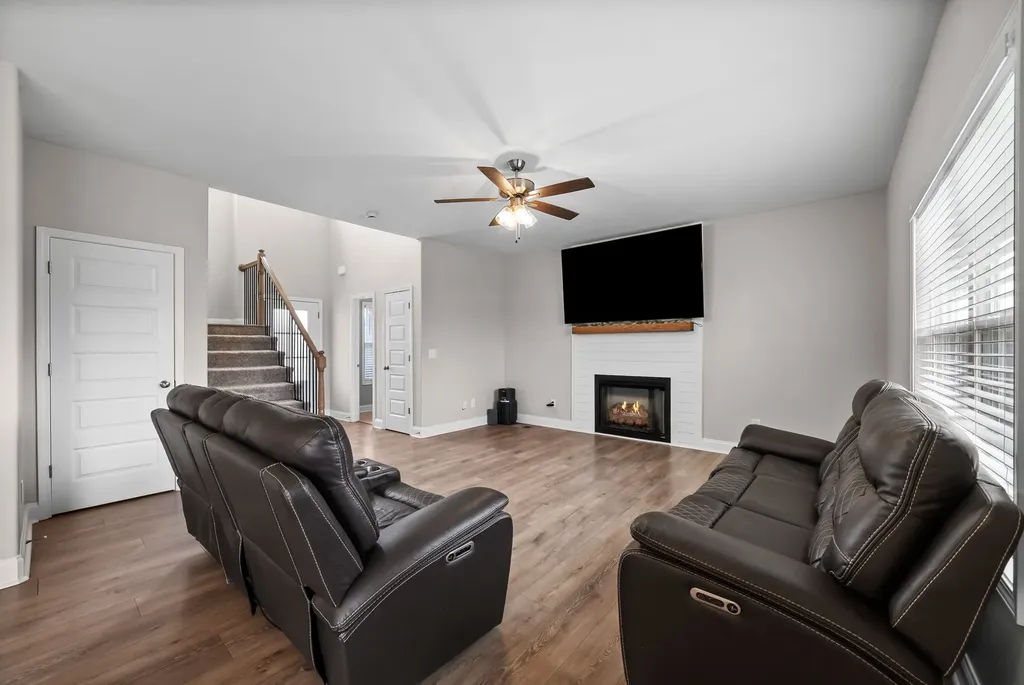 326 Galway Drive Clarksville TN 37042