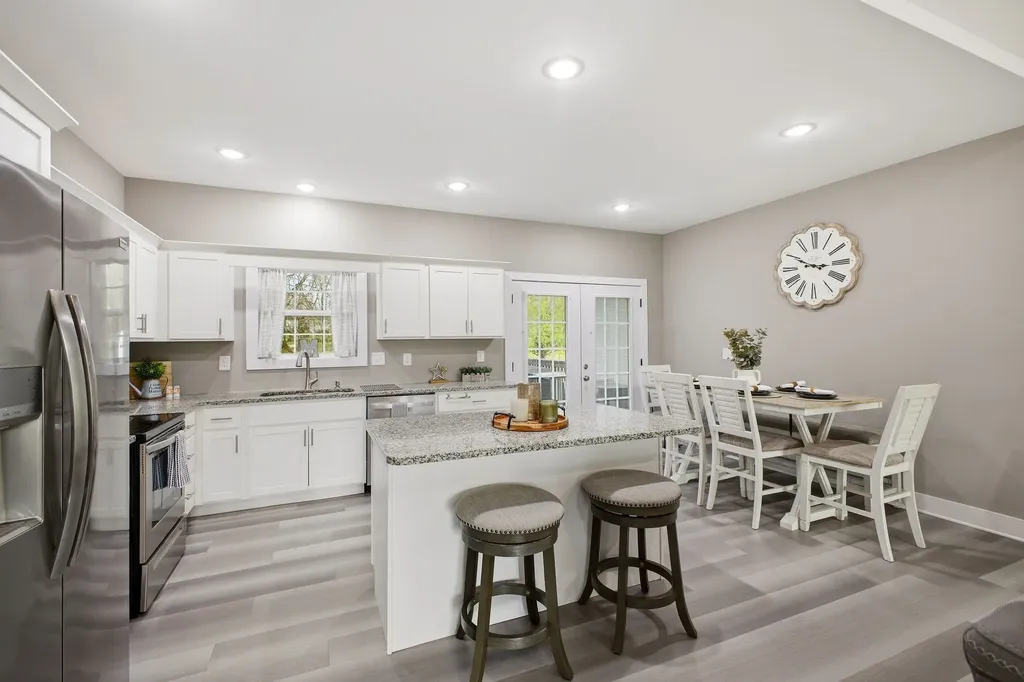 1917 Frank Moore Road Culleoka TN 38451