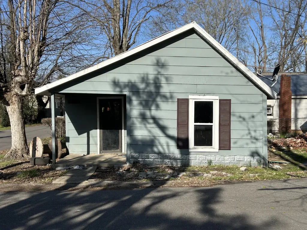 2083 Bessie Street Springfield TN 37172