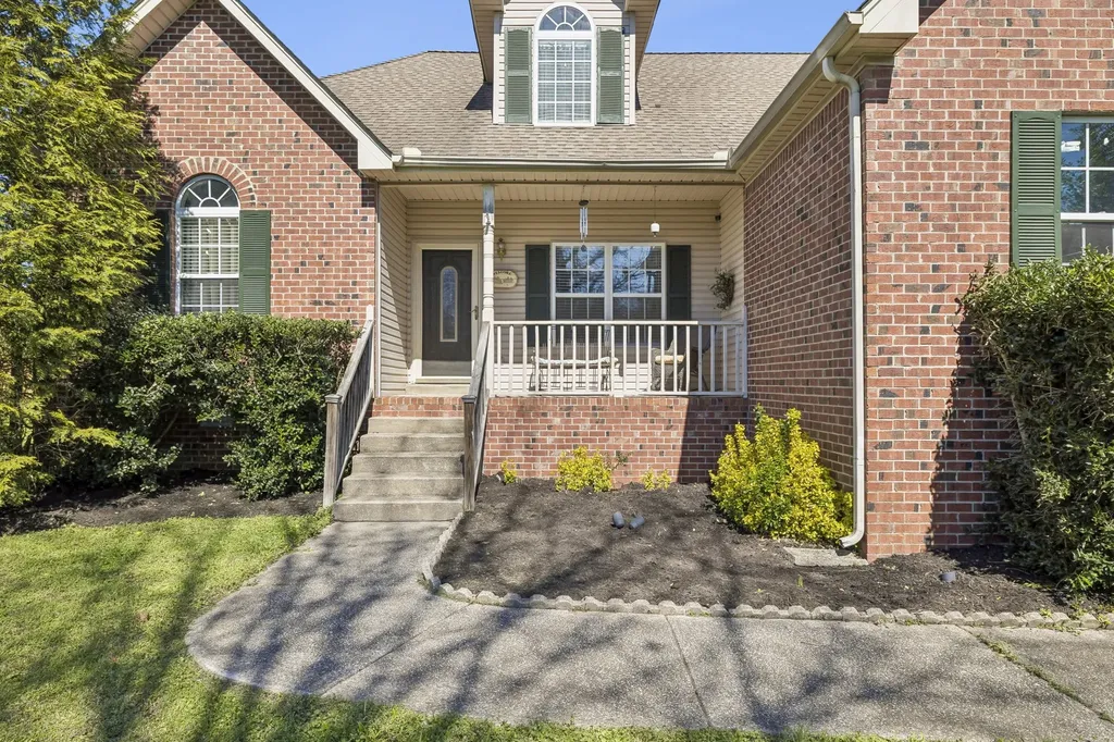 2040 Mays Chapel Road Mount Juliet TN 37122