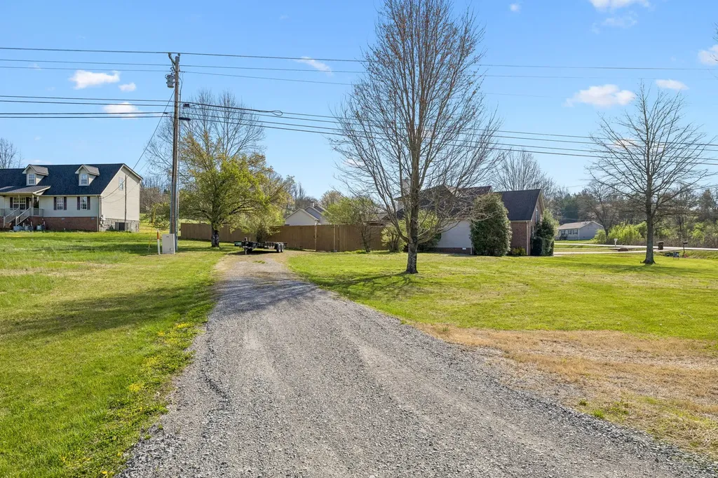2040 Mays Chapel Road Mount Juliet TN 37122