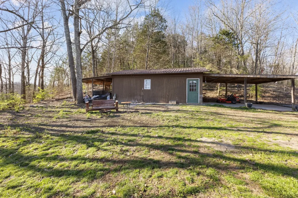 2114 Scotty Parker Road Gallatin TN 37066
