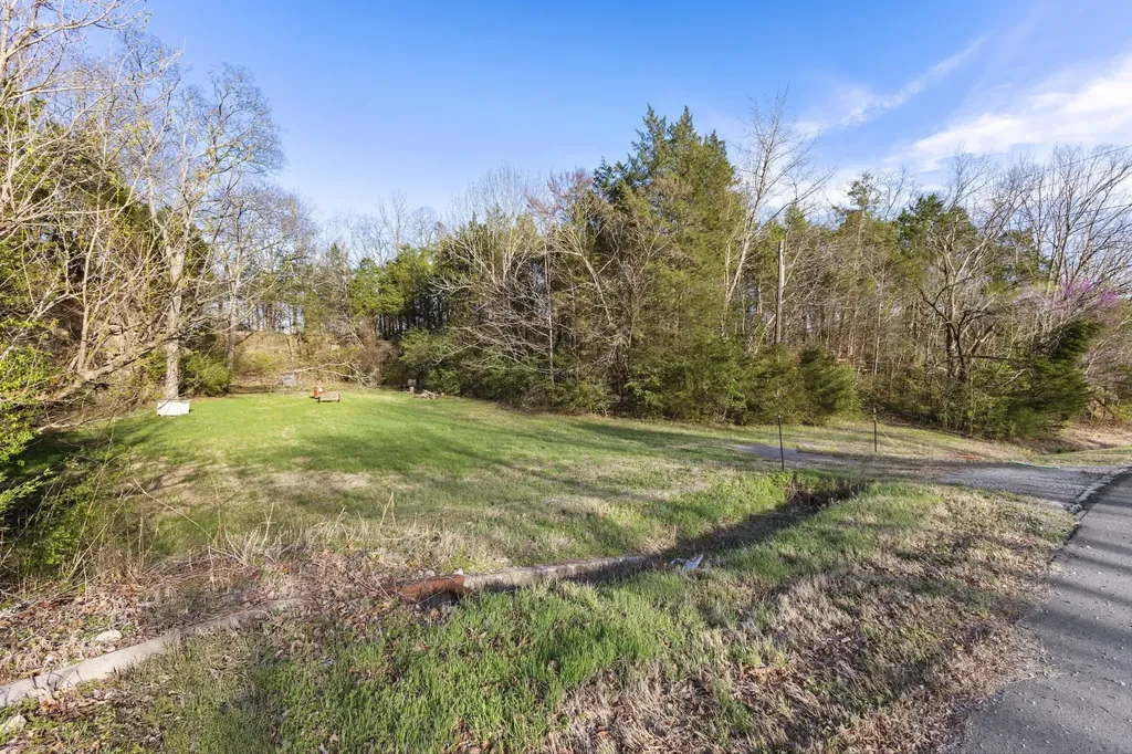 2114 Scotty Parker Road Gallatin TN 37066